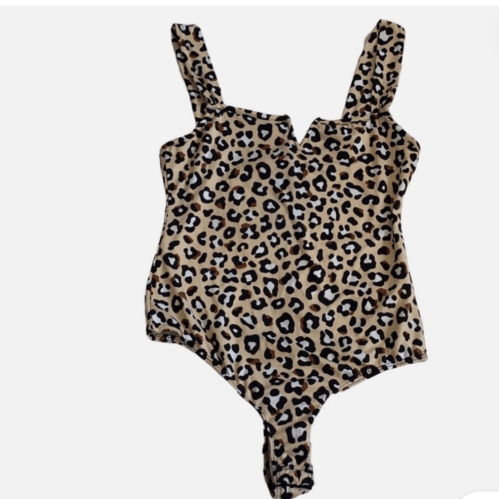 Saints and hearts Leopard Print Bodysuit Size S
